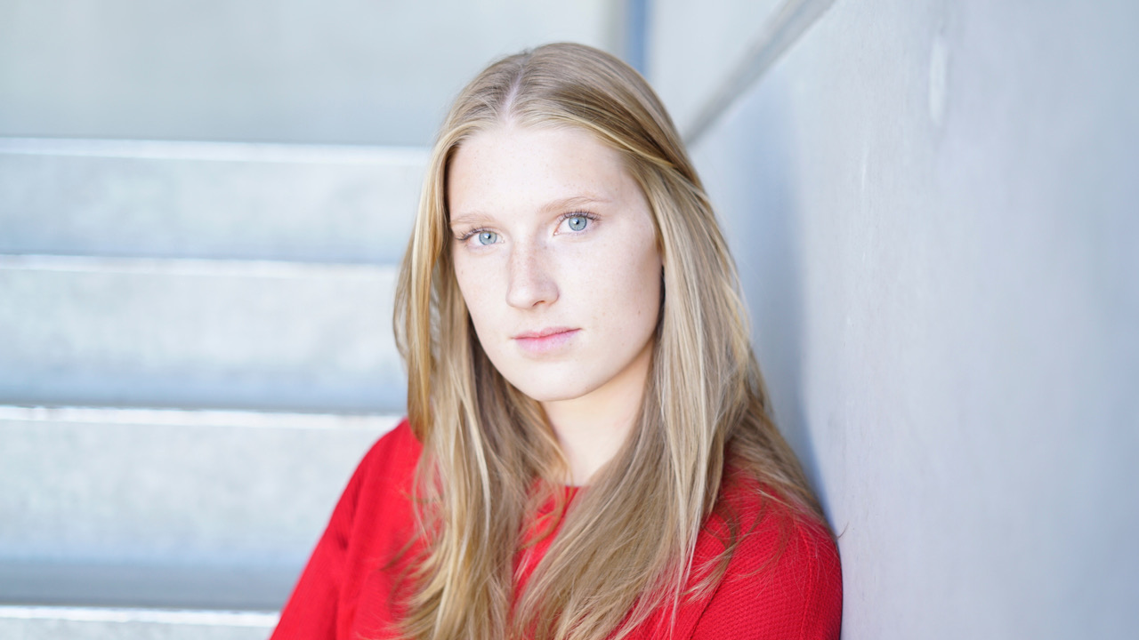 Laura Jenni Junge Leute